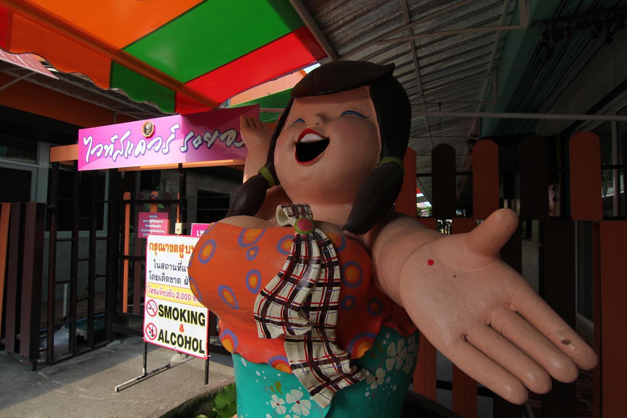 Winny Apartment Rayong Kültér fotó