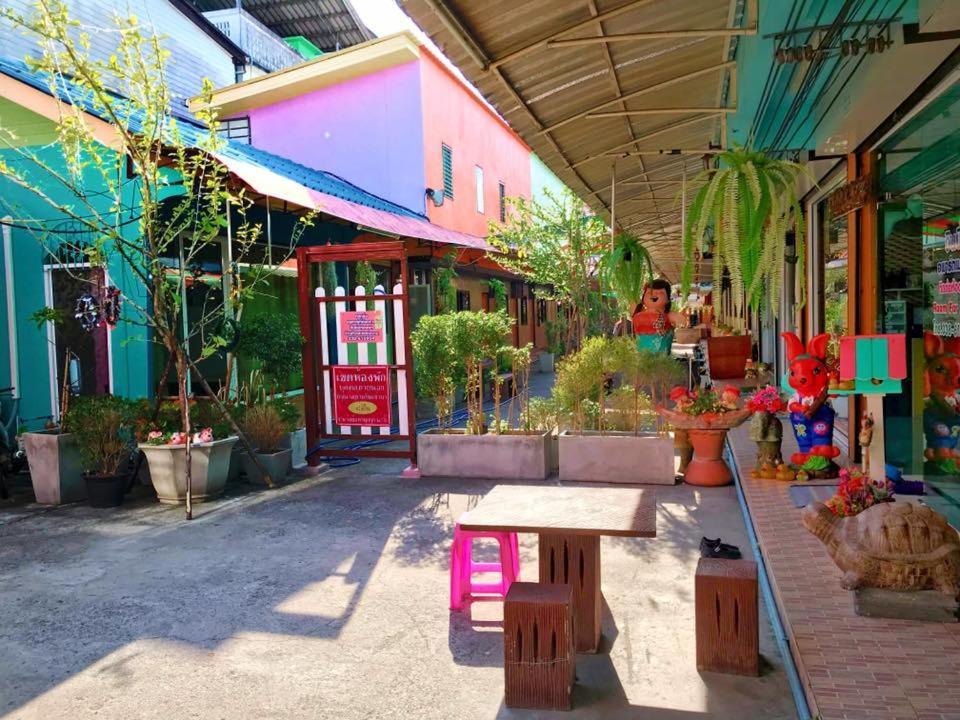 Winny Apartment Rayong Kültér fotó