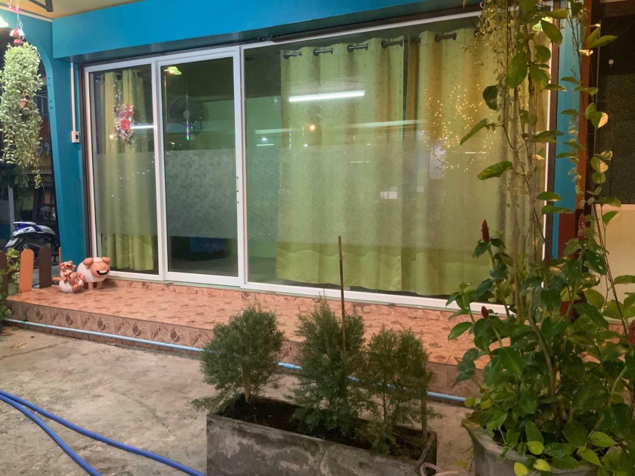 Winny Apartment Rayong Kültér fotó